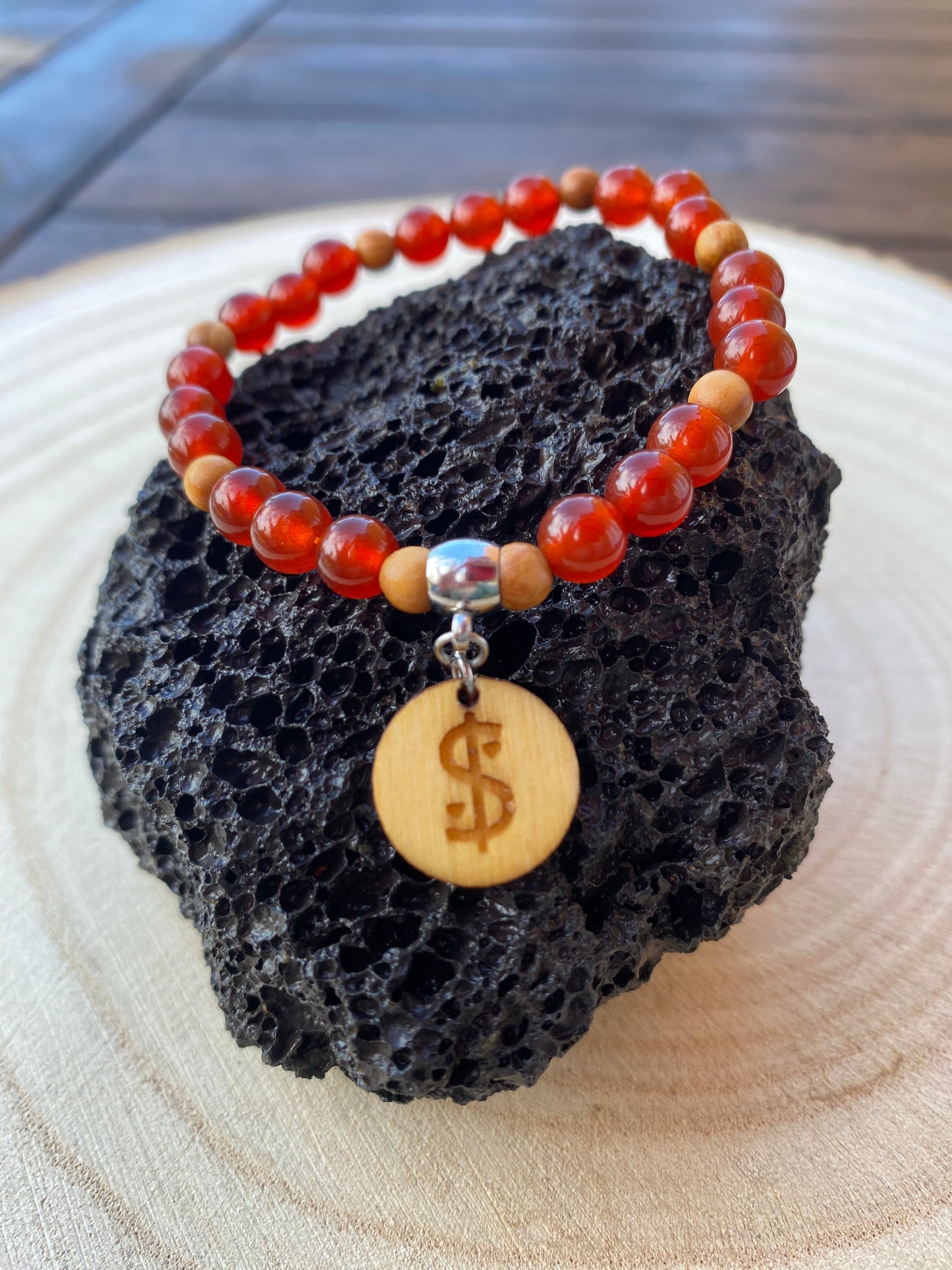bracelet cornaline et bois d'olivier " il était une fois sur terre "